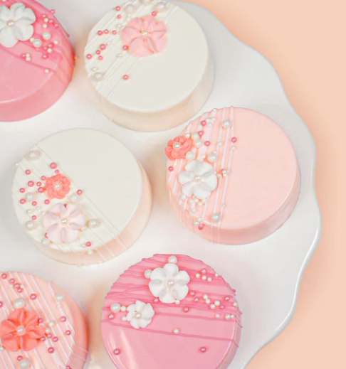 Royal Icing Pink and White Flowers
