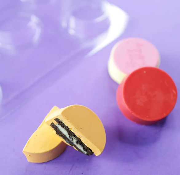 Oreo Cake Treat Mold