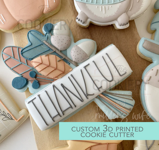 Thankful Plaque Cookie Cutter 4.5"